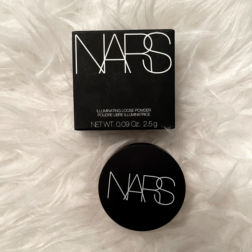 Nars Illuminating Powder
